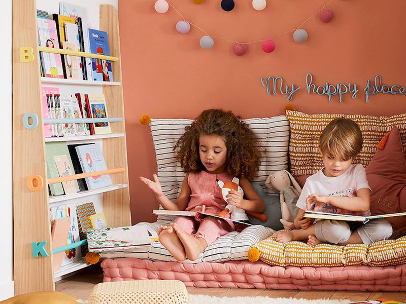 Children's bookshelf deals display